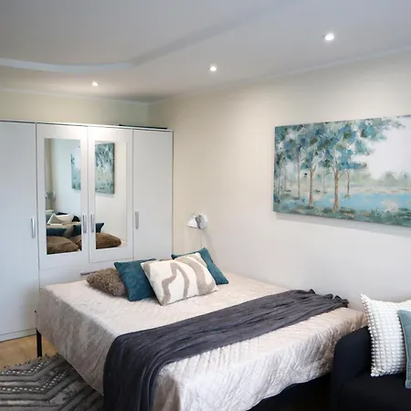 Apartment Stella's Airport - Near Airport And Bus Station - Near Tram, Bus And Train Stops - Free Wifi, Parking And Netflix - Bath - New Renovation Reval