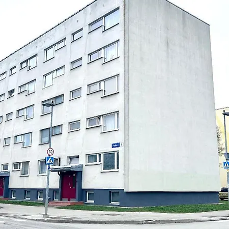 Lägenhet Stella's Airport - Near Airport And Bus Station - Near Tram, Bus And Train Stops - Free Wifi, Parking And Netflix - Bath - New Renovation *